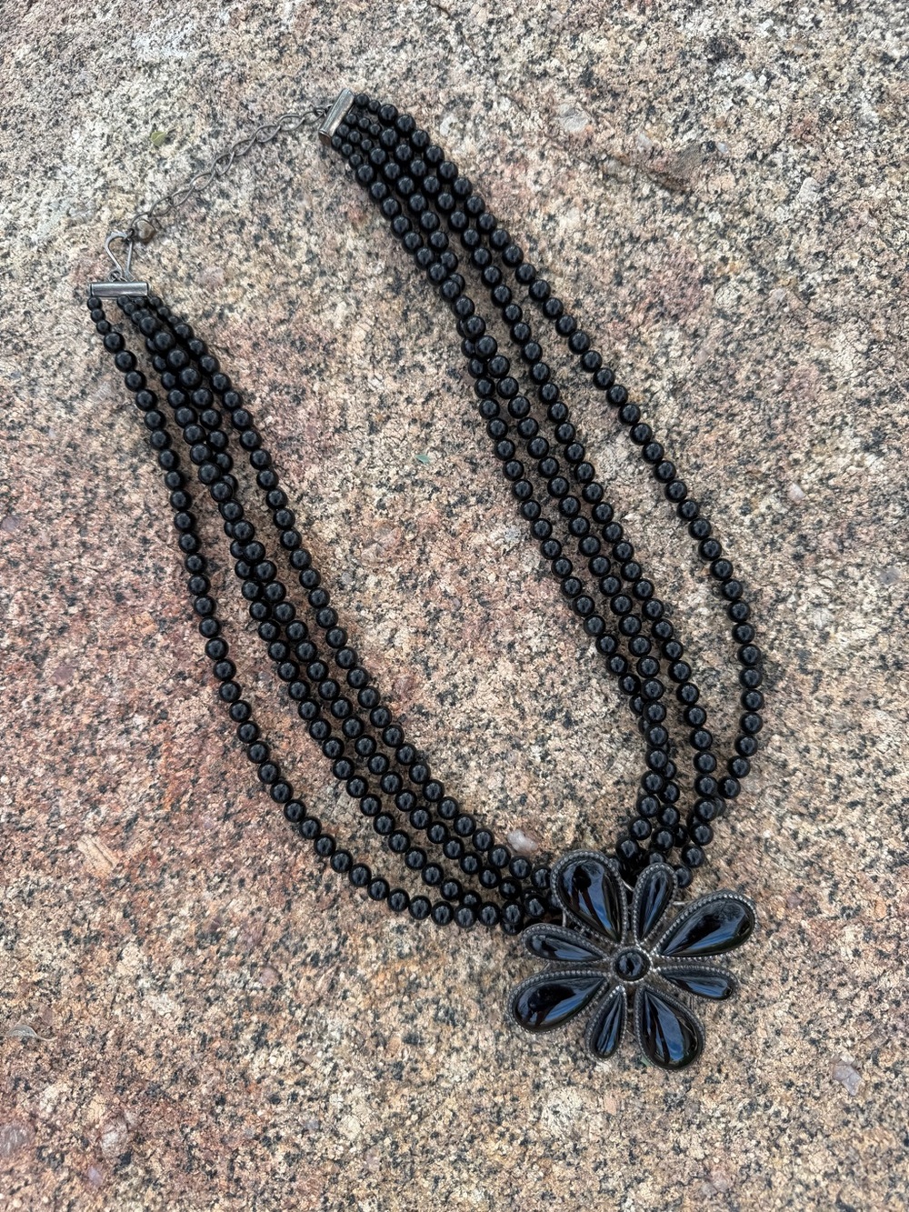 Black Beaded Multi-Strand Flower Necklace - Women Jewelry